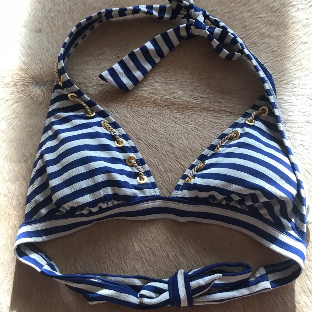 Jessica Simpson small bikini top